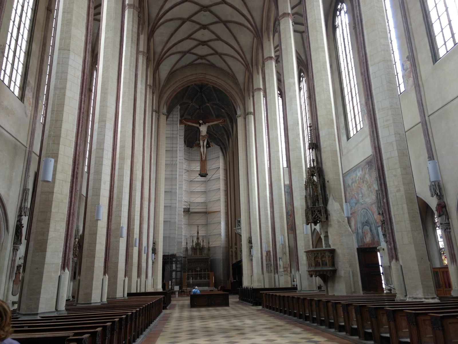 Martinskirche-innen